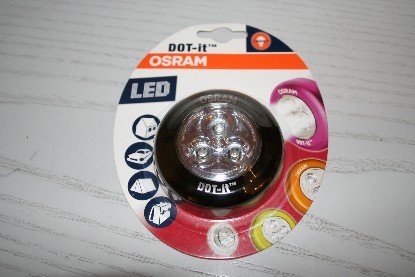 Dot it LED Leuchte, Ein und Ausschalten durch Drcken auf die Leuchte